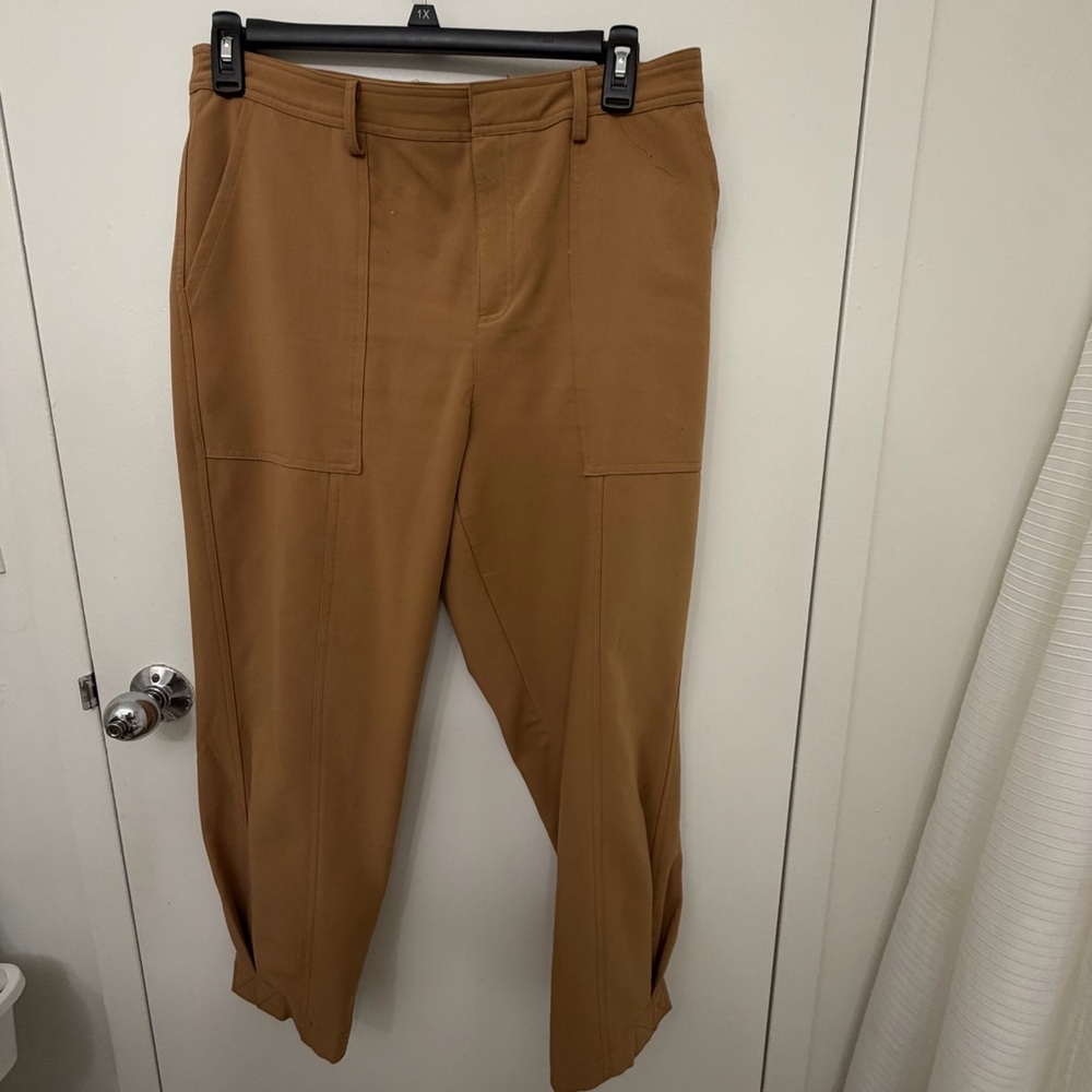 Women's Tan Trousers Size 14 (Button missing)